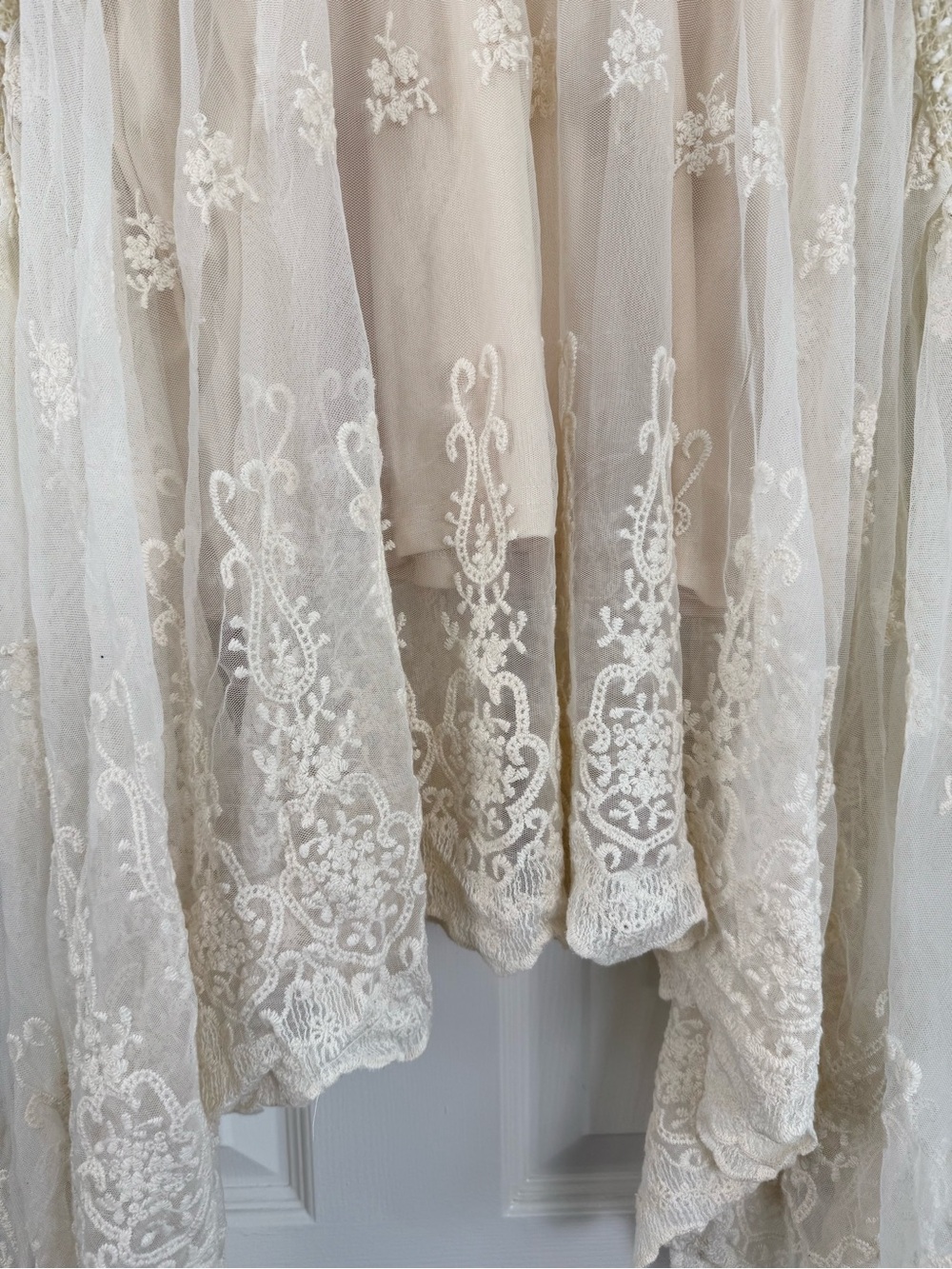 Ryu Anthropologie Whimsigoth Victorian Open Knit and Lace Embroidered Top Large - Picture 4 of 6